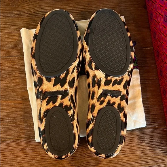 NWT Tory Burch Natural Leopard Minnie Travel Ballet With Logo Printed Patent - Picture 7 of 8